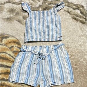 Tahari girlBlue and White Striped Top and Shorts Set size 10